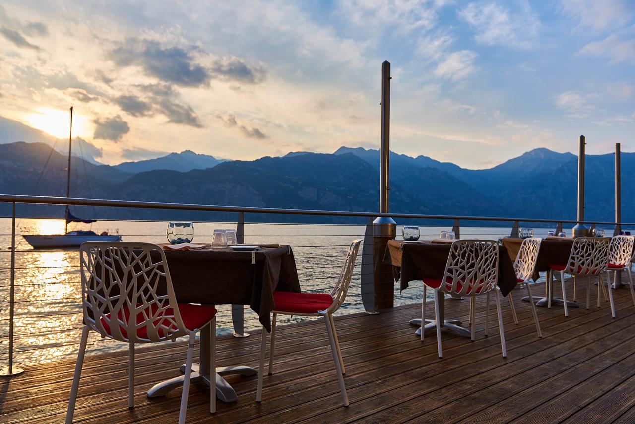 Hotel Venezia Мальчезине Экстерьер фото